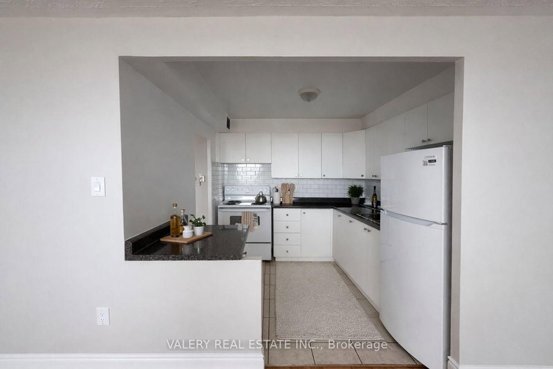 100 - 890 Jane Street