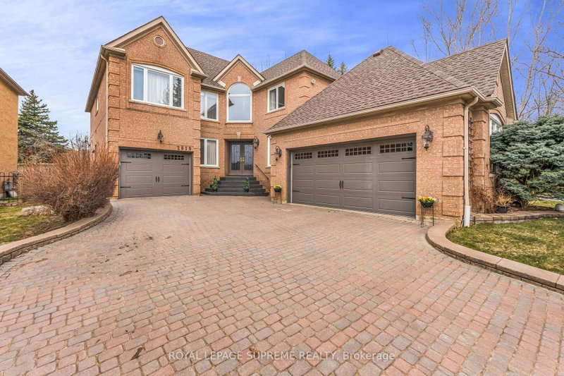 2819 Duncairn Drive