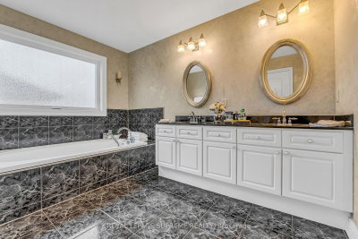 2819 Duncairn Mississauga,ON L5M 5C6 — Photo 20
