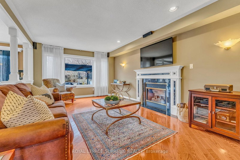 2819 Duncairn Mississauga,ON L5M 5C6 — Photo 8