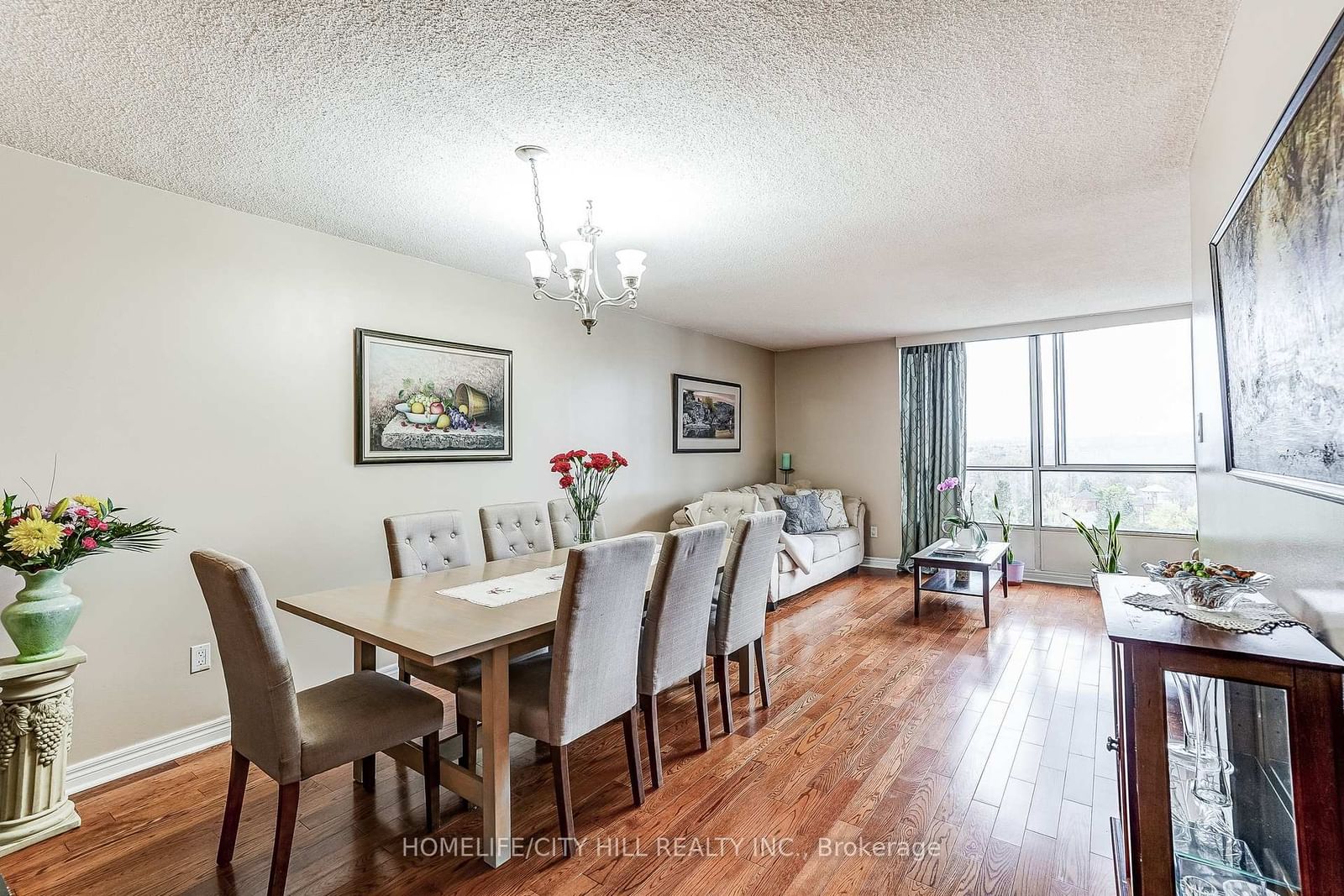 10 Martha Eaton Way • #1508 • Toronto, ON photo 13