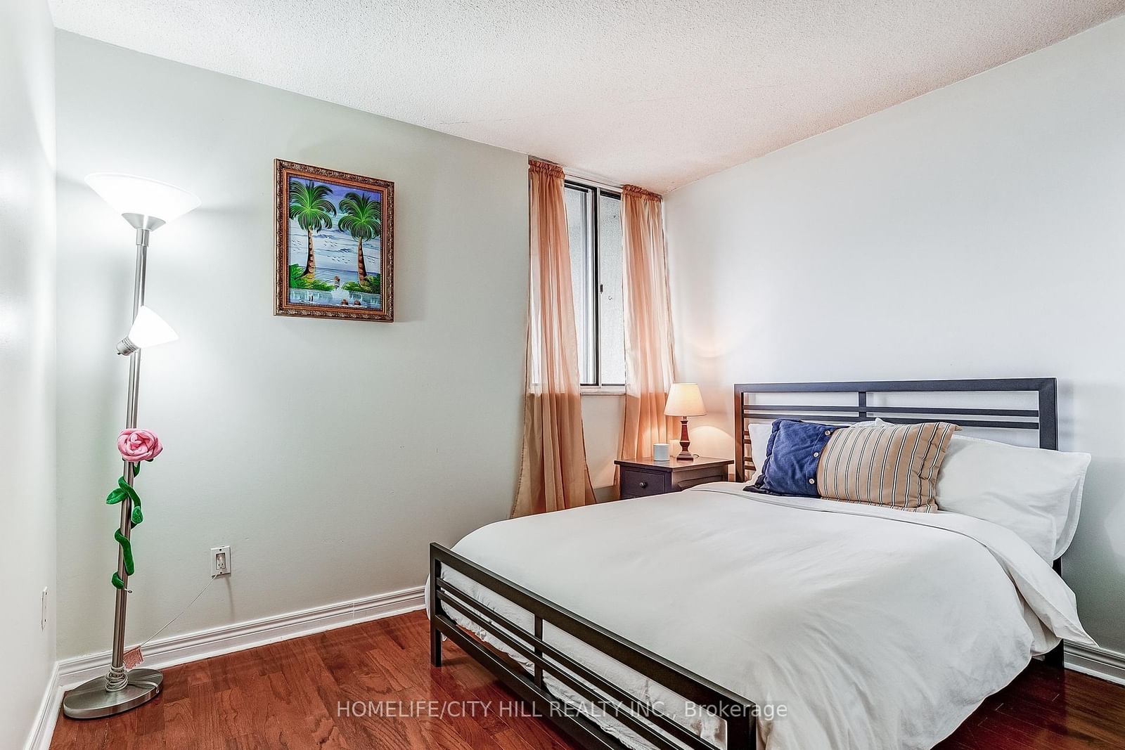10 Martha Eaton Way • #1508 • Toronto, ON photo 21