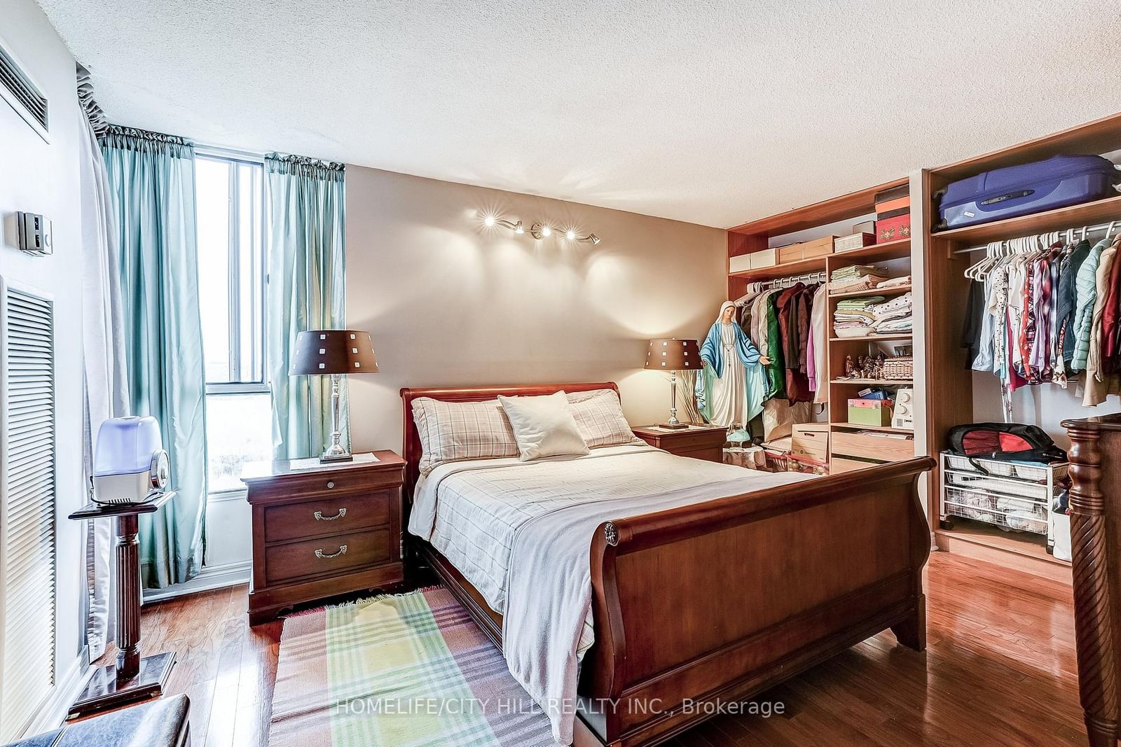 10 Martha Eaton Way • #1508 • Toronto, ON photo 23