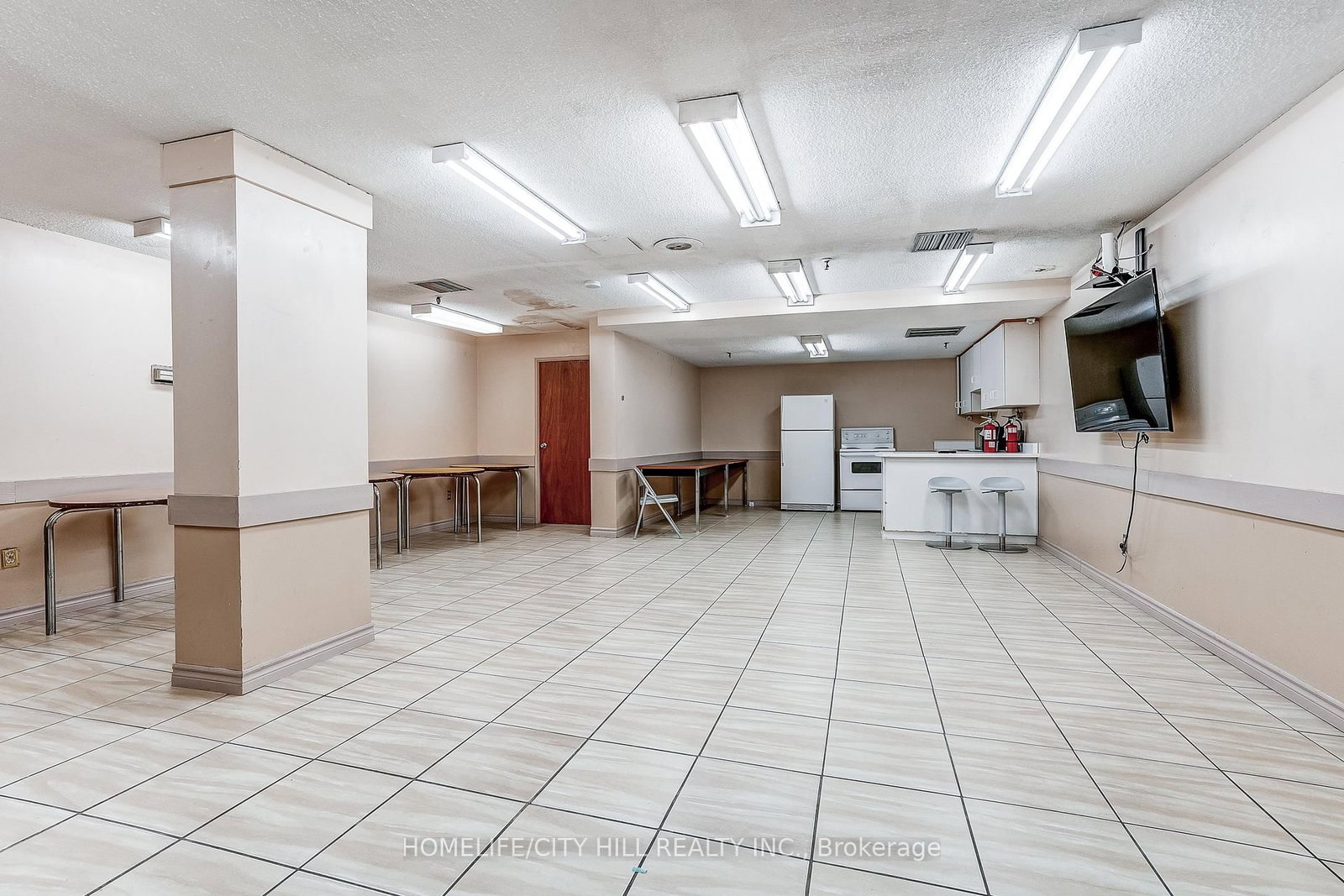 10 Martha Eaton Way • #1508 • Toronto, ON photo 30