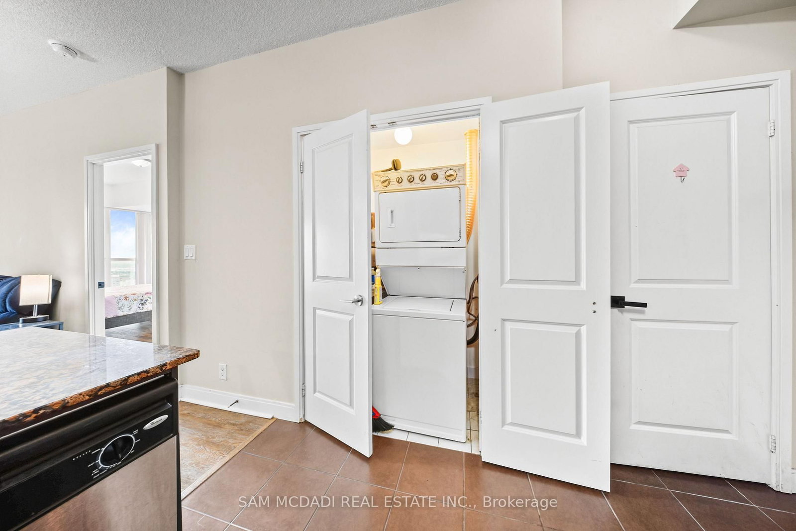 60 Absolute Avenue • #2408 • Mississauga, ON photo 20