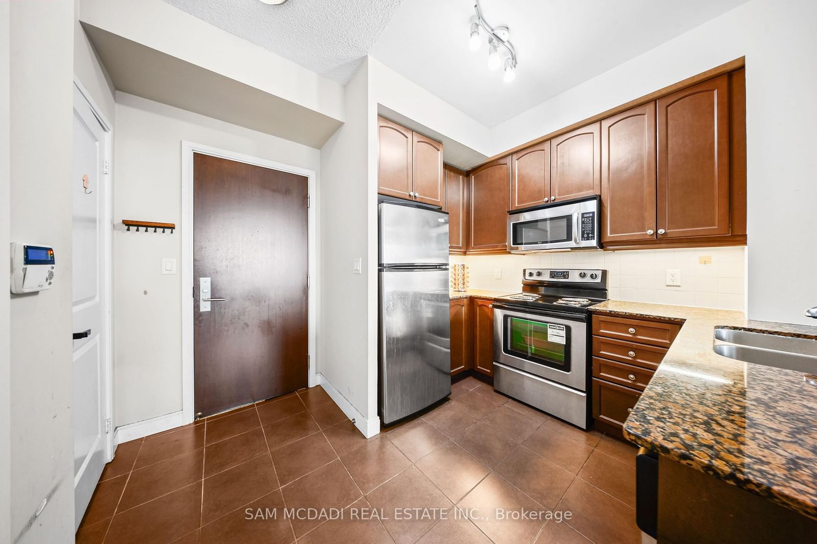 60 Absolute Avenue • #2408 • Mississauga, ON photo 4