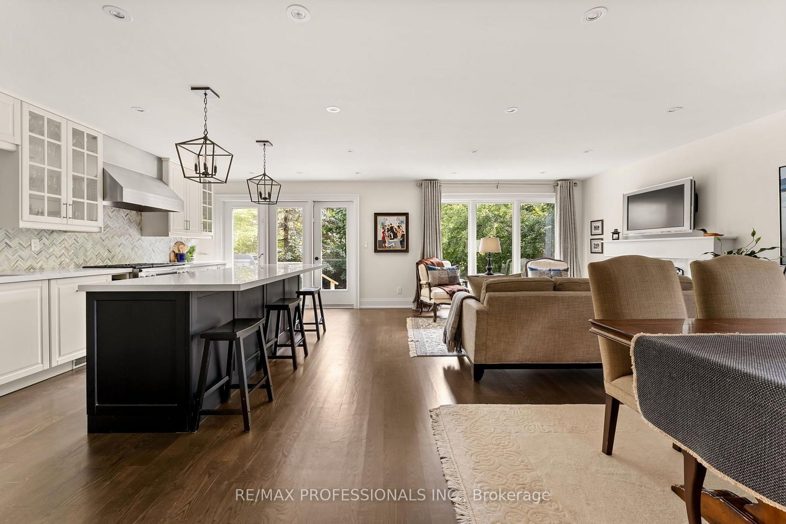 7 Bannon Avenue • Toronto, ON photo 10
