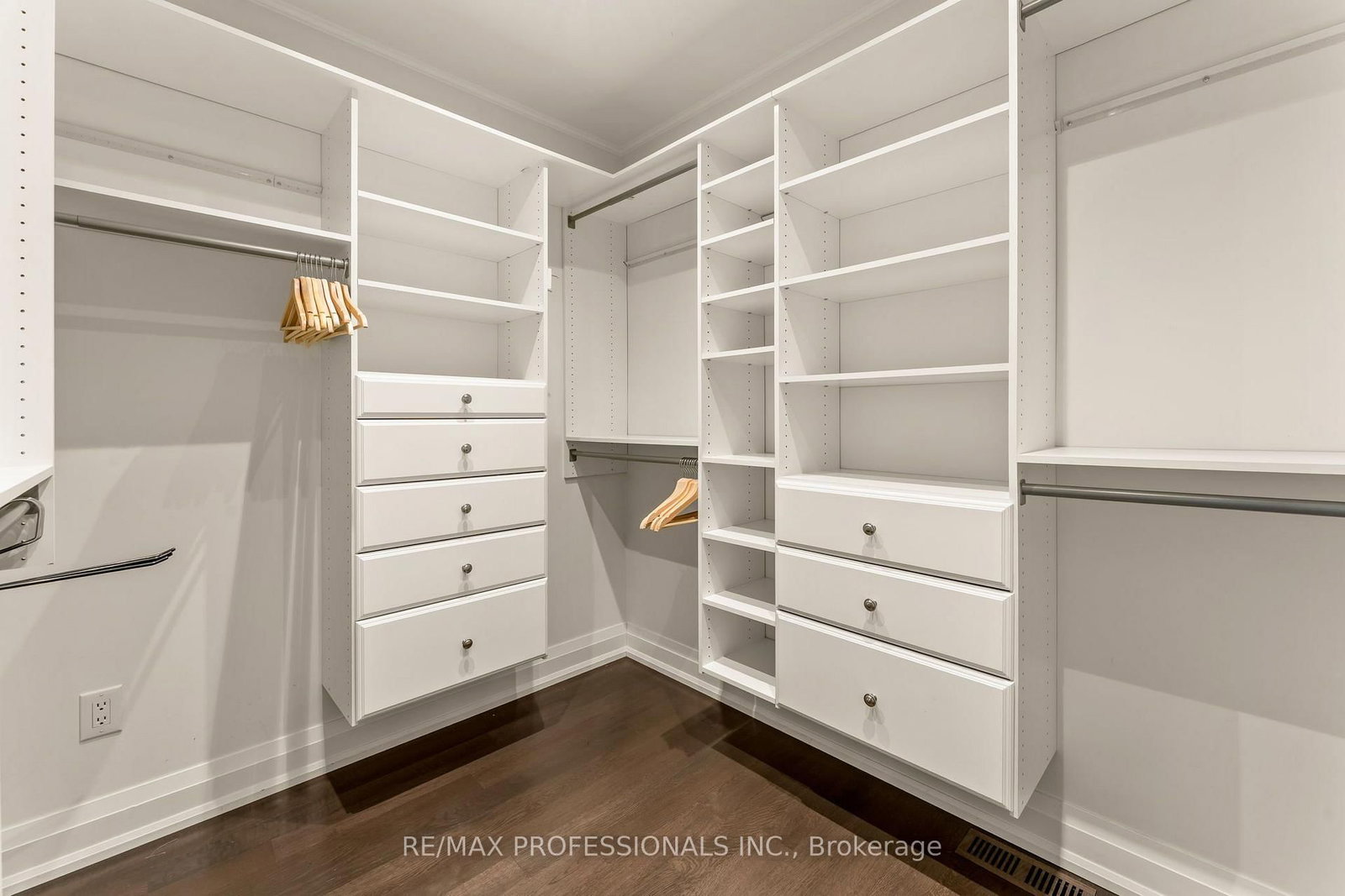 7 Bannon Avenue • Toronto, ON photo 36