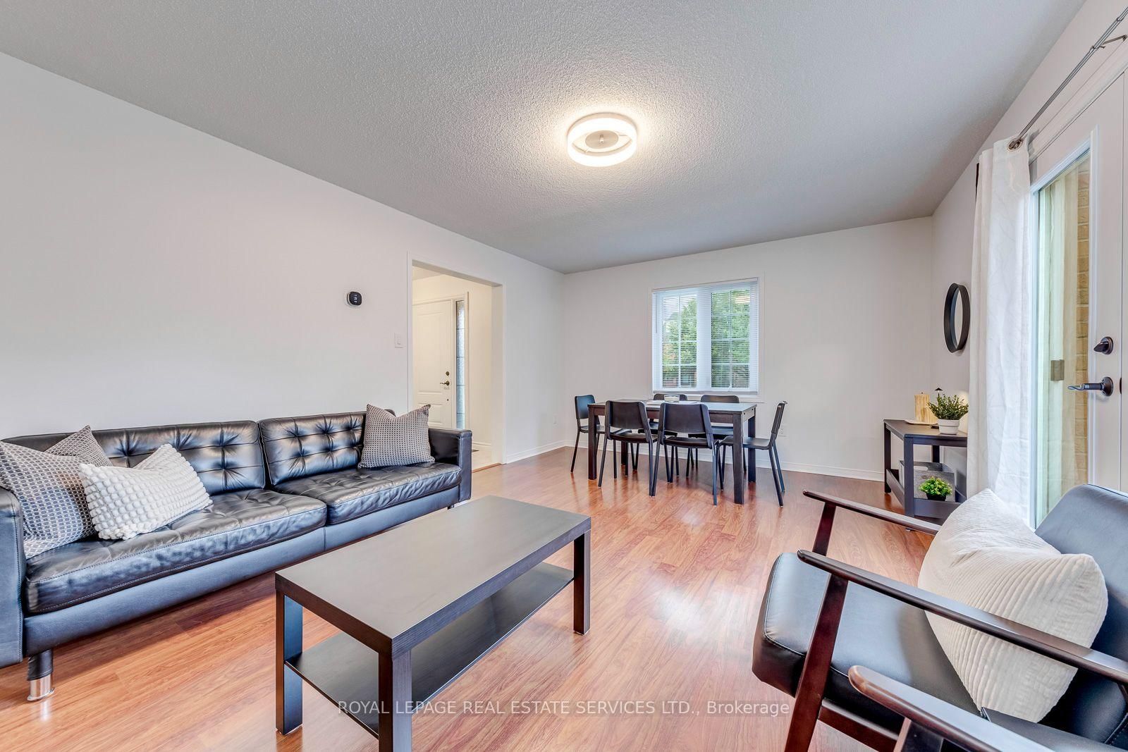 2455 New Wood Drive • Oakville, ON photo 12