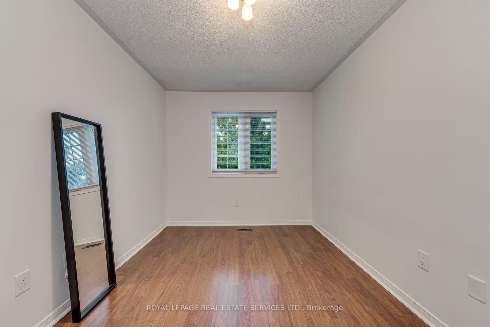 2455 New Wood Drive • Oakville, ON photo 30