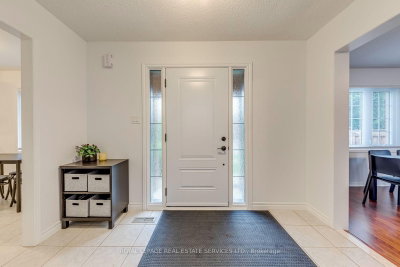 2455 New Wood Drive • Oakville, ON photo 5