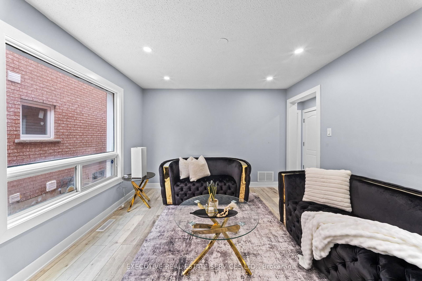 45 Sahara Trail • Brampton, ON photo 11