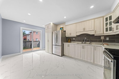 45 Sahara Brampton,ON L6R 1P3 — Photo 17