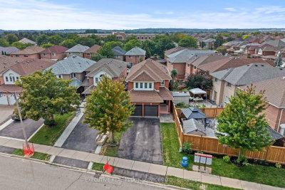 45 Sahara Trail • Brampton, ON photo 3
