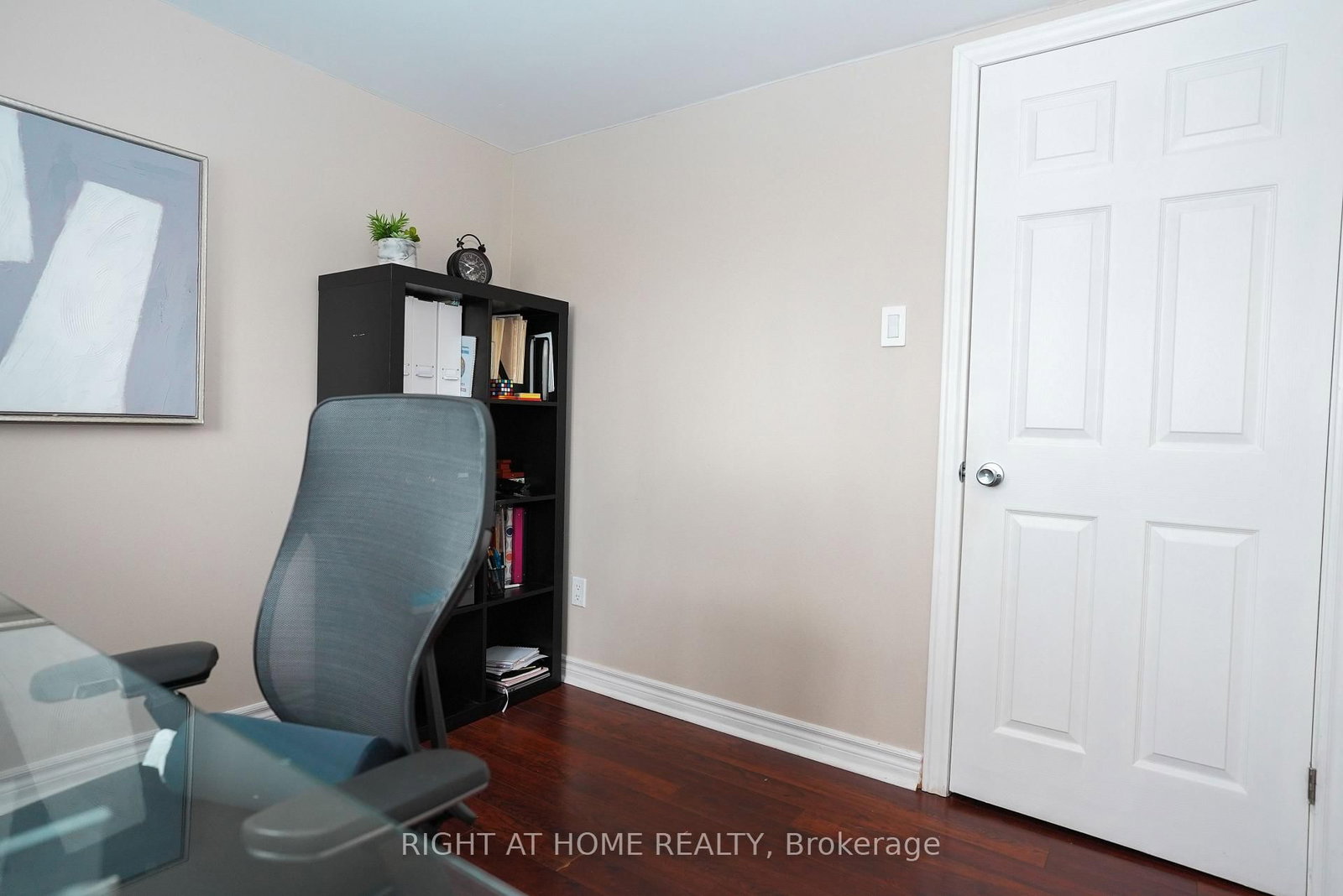 1266 Lakeview Drive • Oakville, ON photo 31