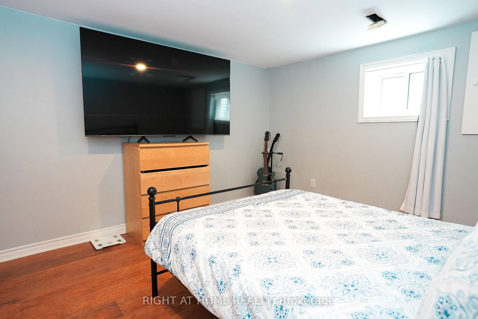 1266 Lakeview Drive • Oakville, ON photo 40