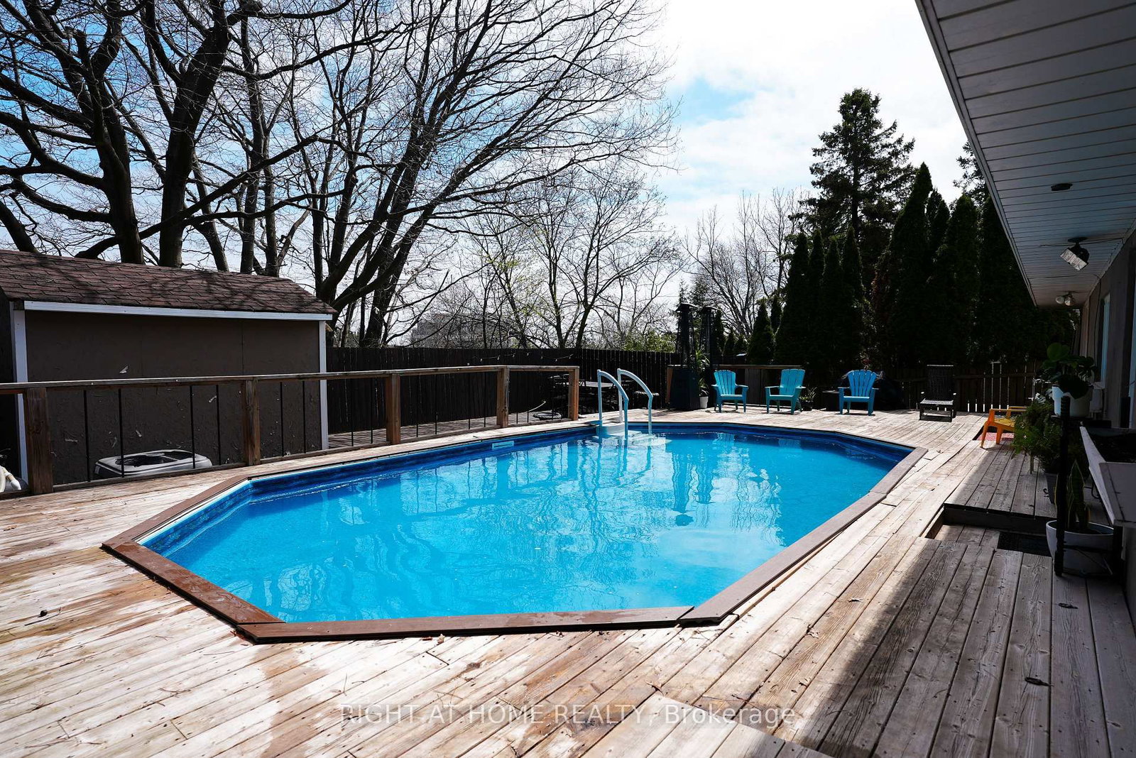 1266 Lakeview Drive • Oakville, ON photo 43
