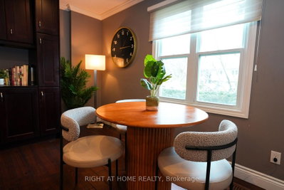 1266 Lakeview Drive • Oakville, ON photo 9