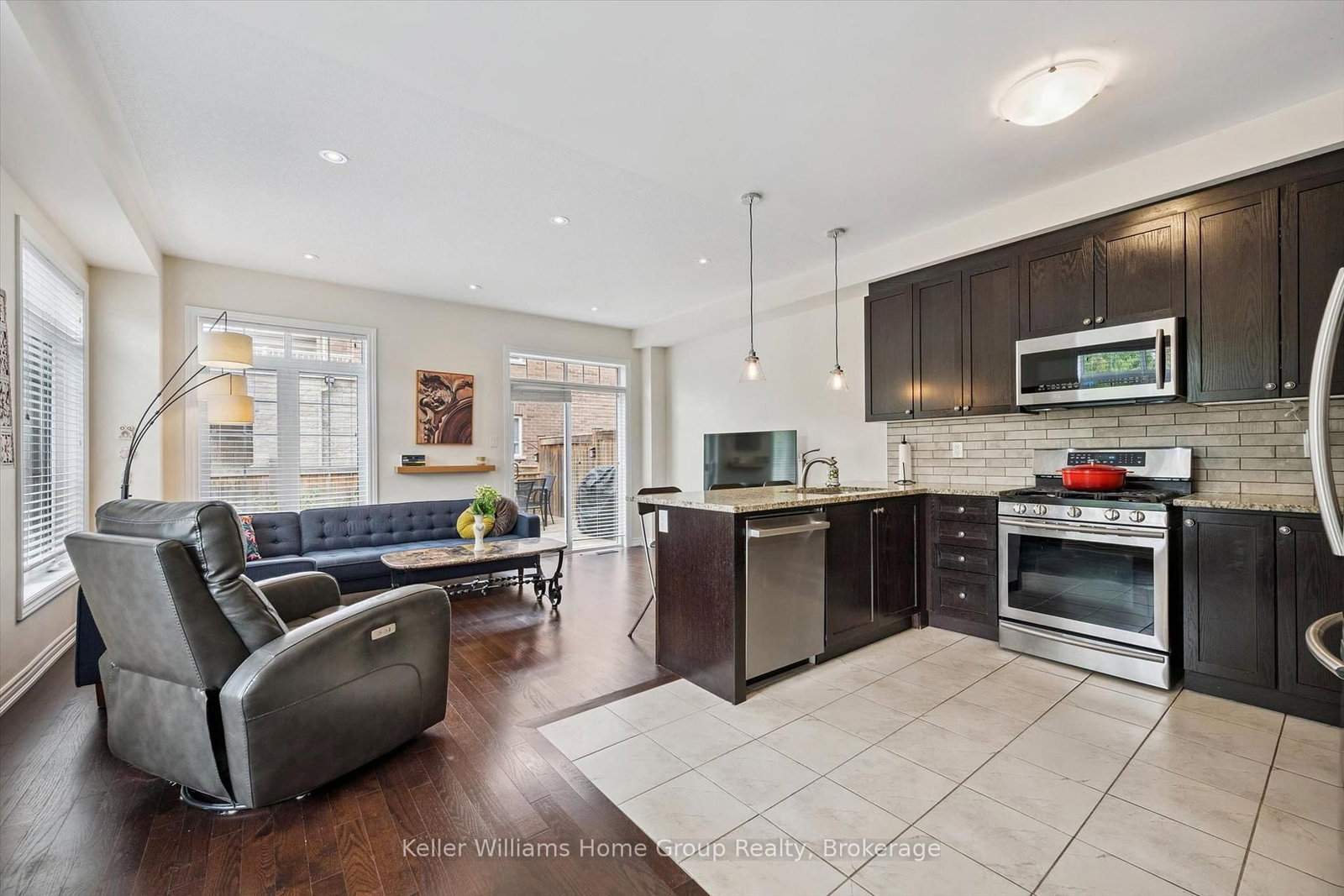 61 Ridgegate Crescent • Halton Hills, ON photo 10