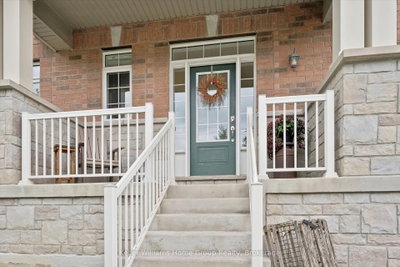 61 Ridgegate Crescent • Halton Hills, ON photo 6
