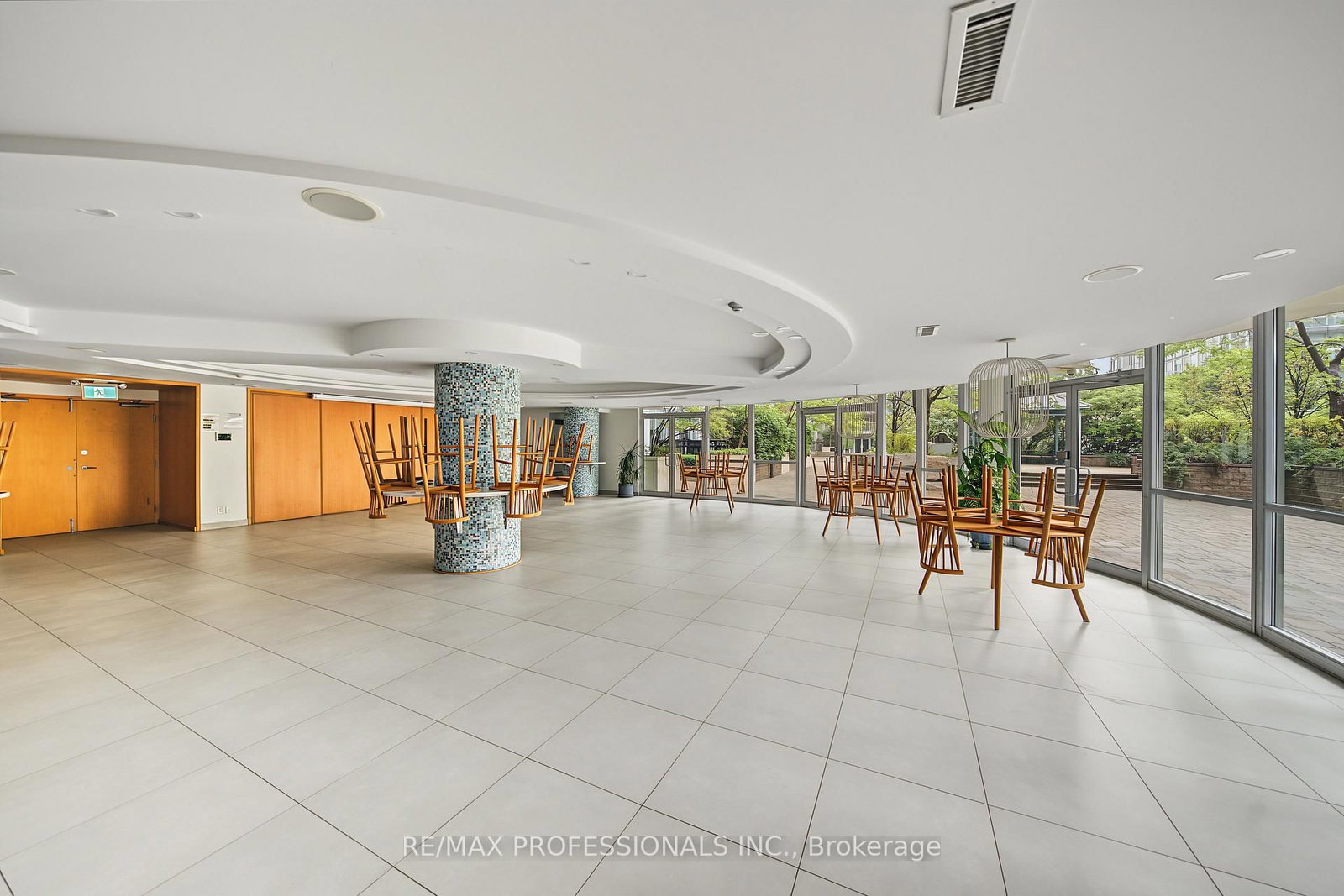 3939 Duke Of York Boulevard • #801 • Mississauga, ON photo 17
