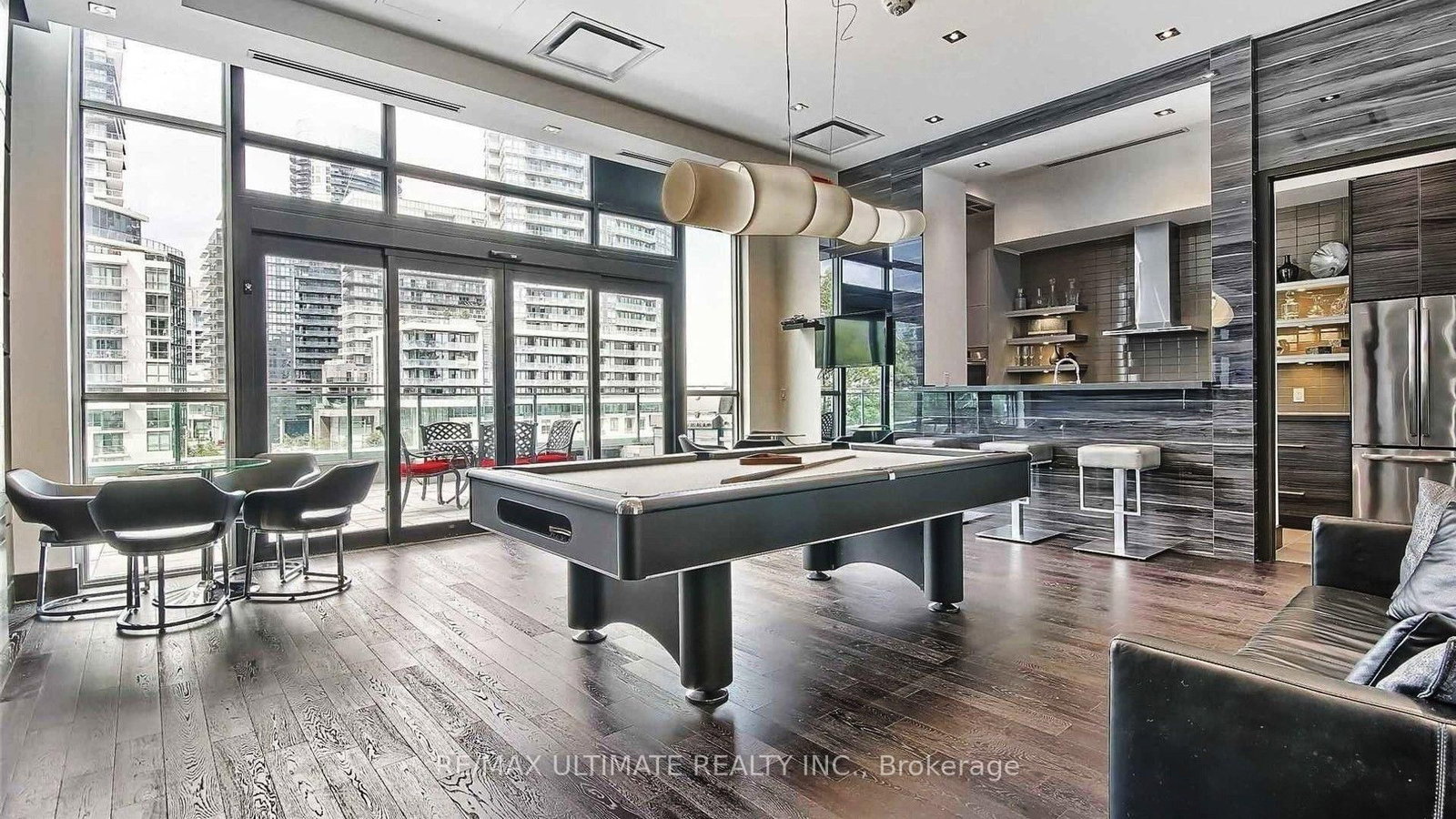 33 Shore Breeze Drive • #1003 • Toronto, ON photo 32