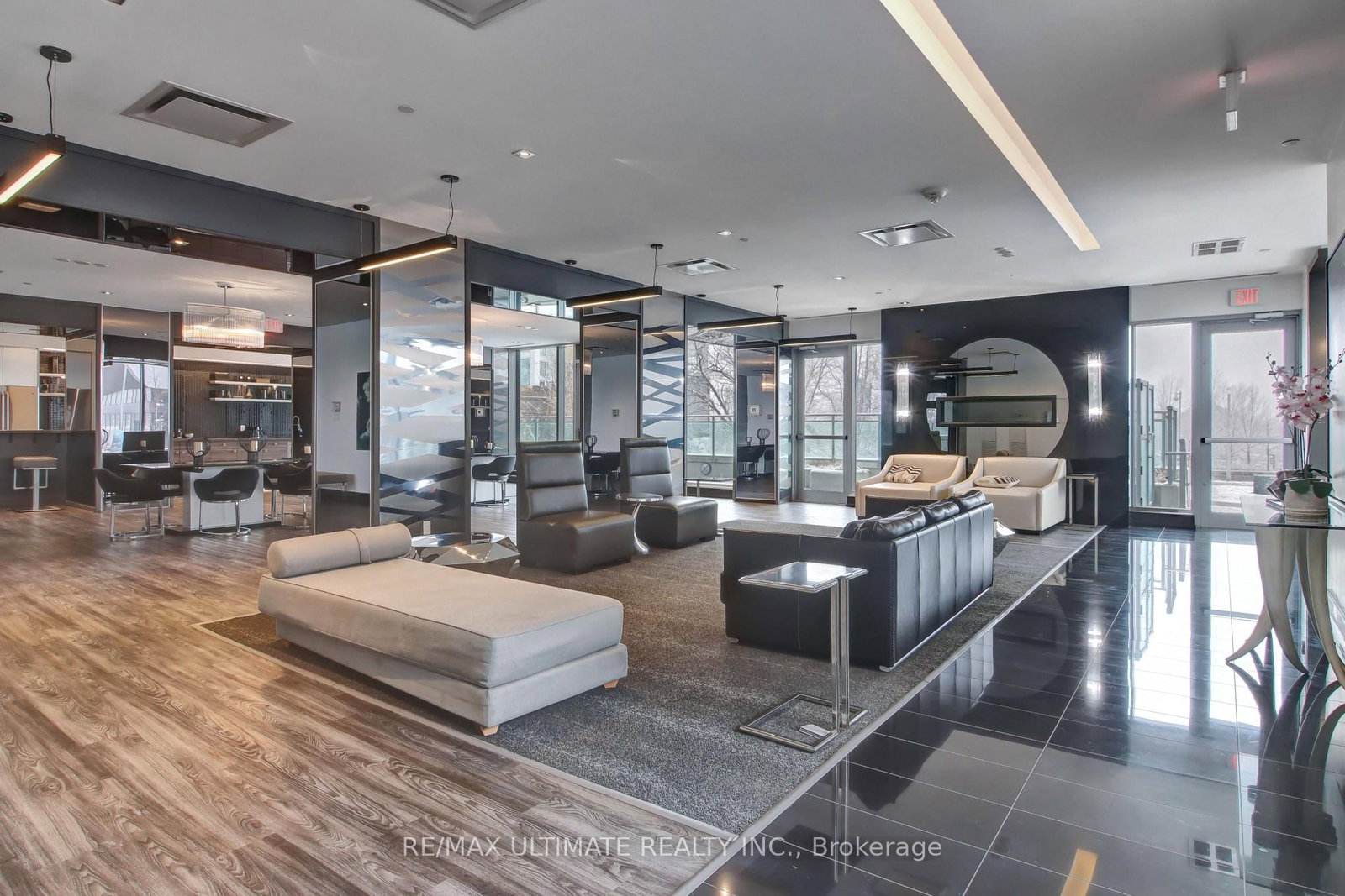 33 Shore Breeze Drive • #1003 • Toronto, ON photo 37