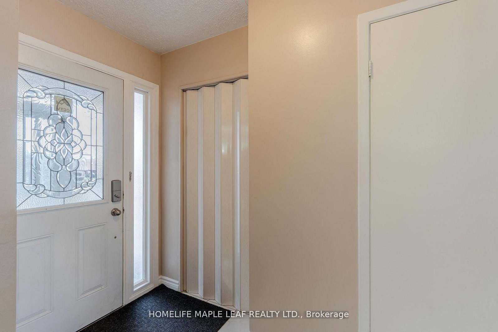 148 Hansen Road N • Brampton, ON photo 6