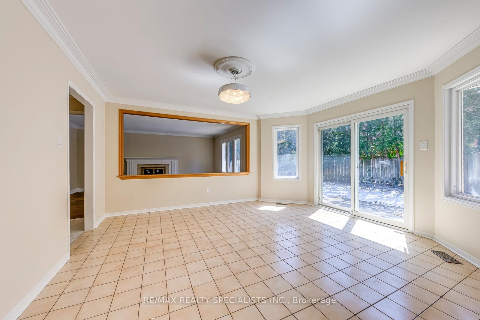 102 Sunforest Drive • Brampton, ON photo 17