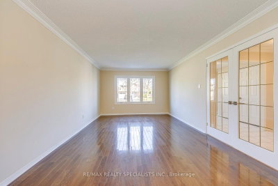 102 Sunforest Drive • Brampton, ON photo 7