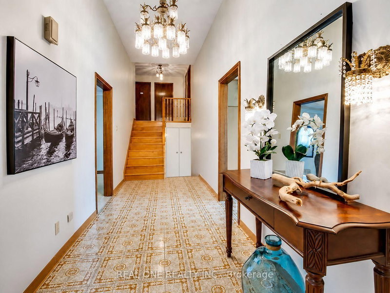 Upper - 2531 Cynara Road
