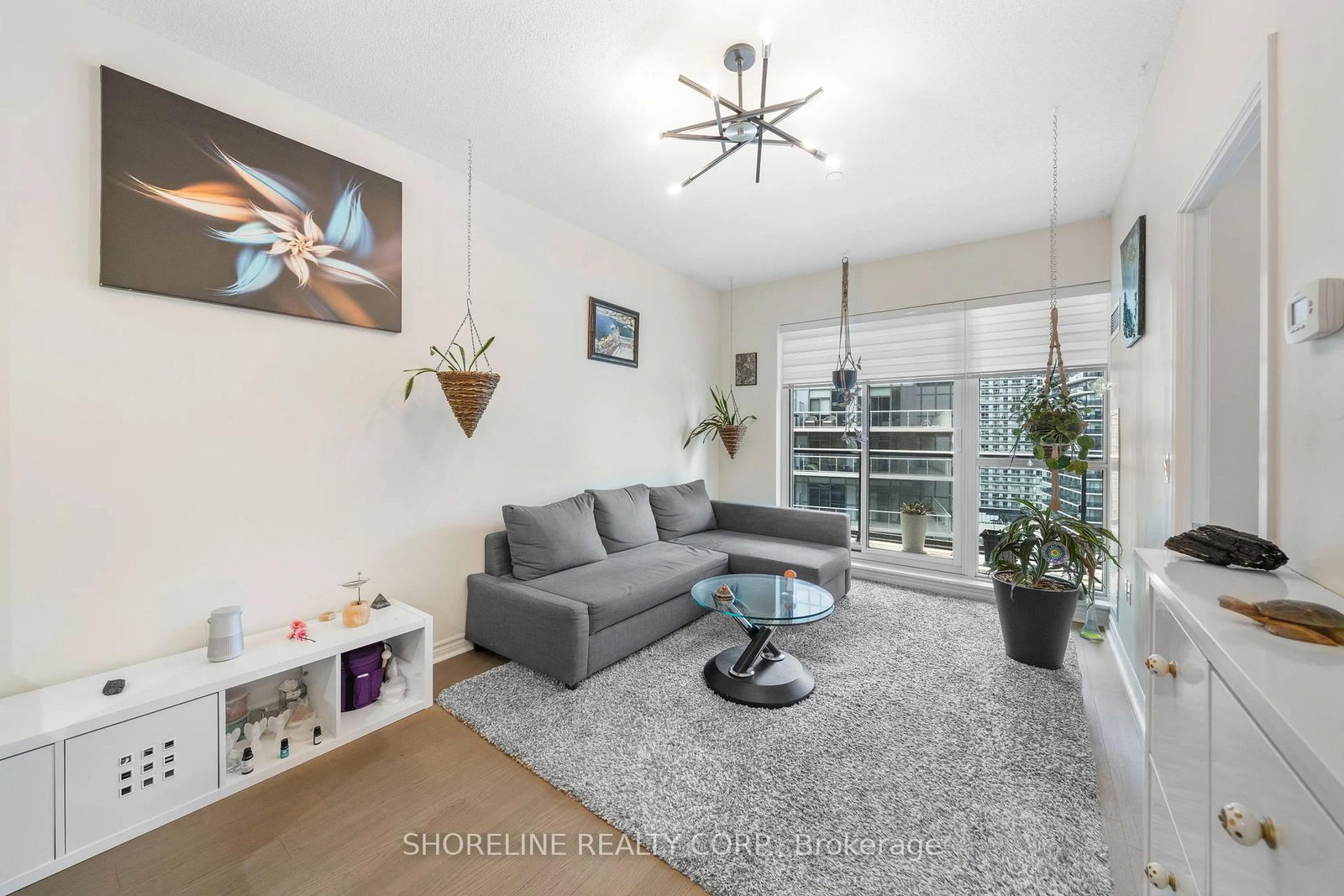 39 Annie Craig Drive • #1502 • Toronto, ON photo 4