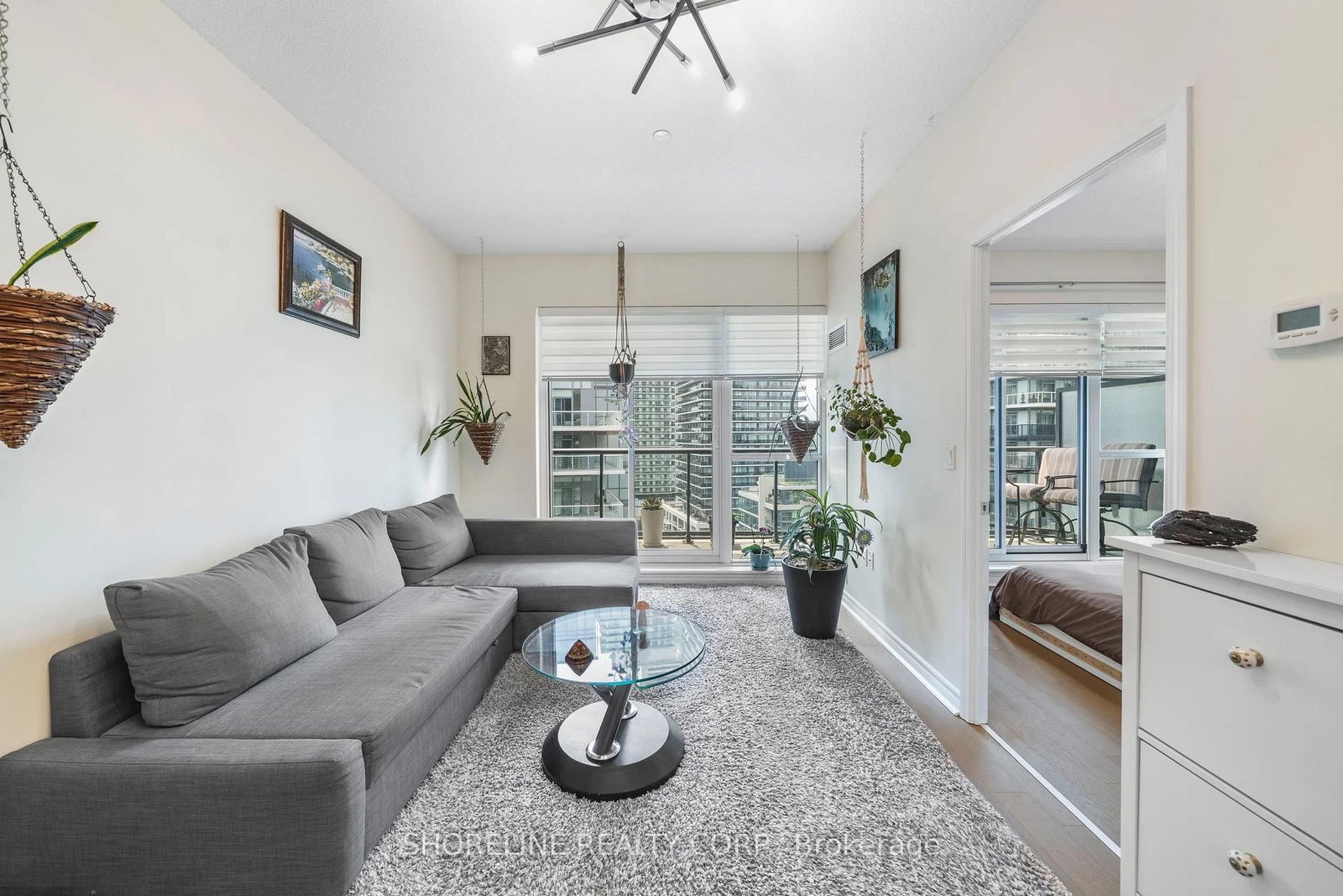 39 Annie Craig Drive • #1502 • Toronto, ON photo 5