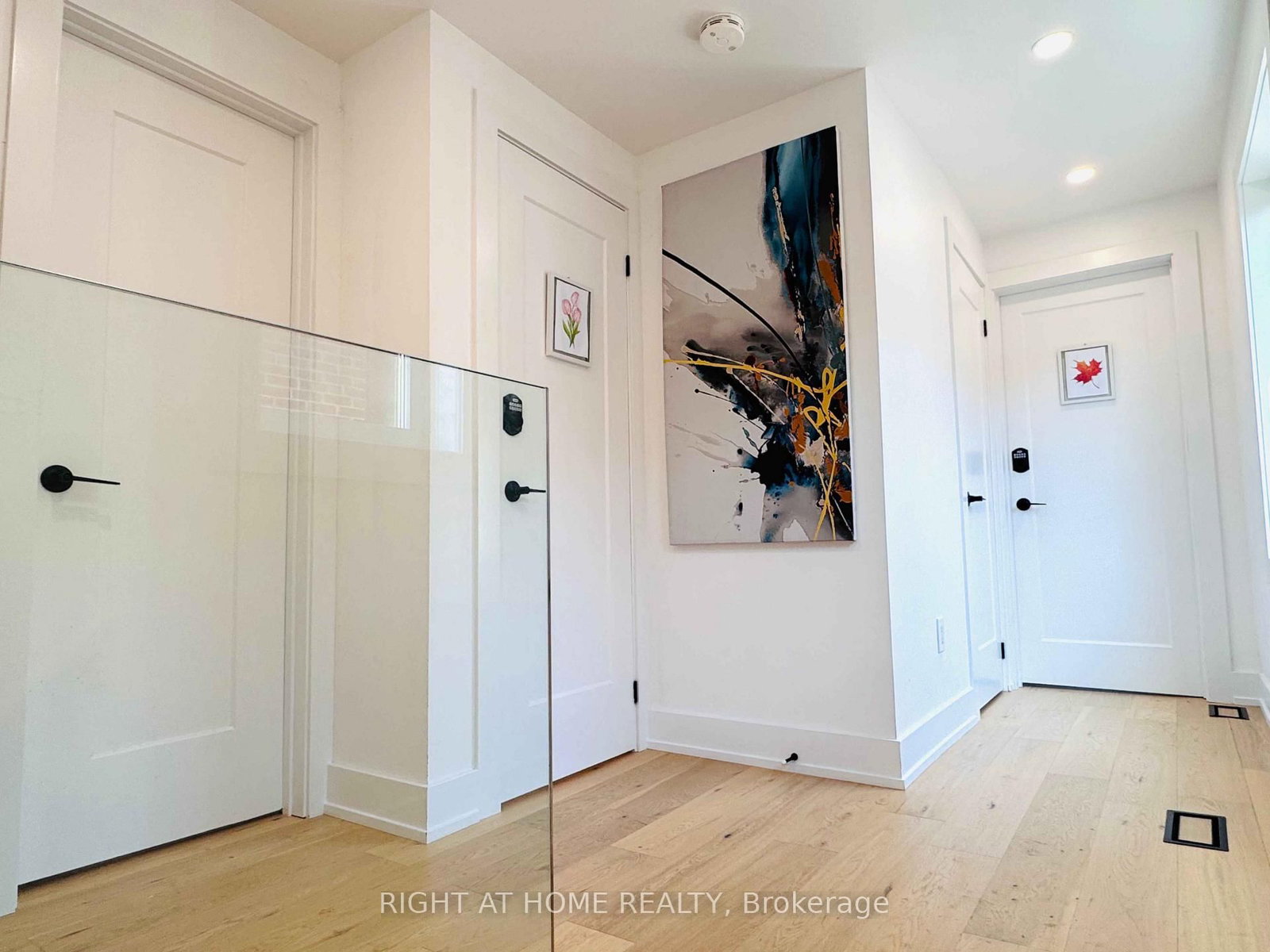 28 Pendeen Avenue • Toronto, ON photo 14