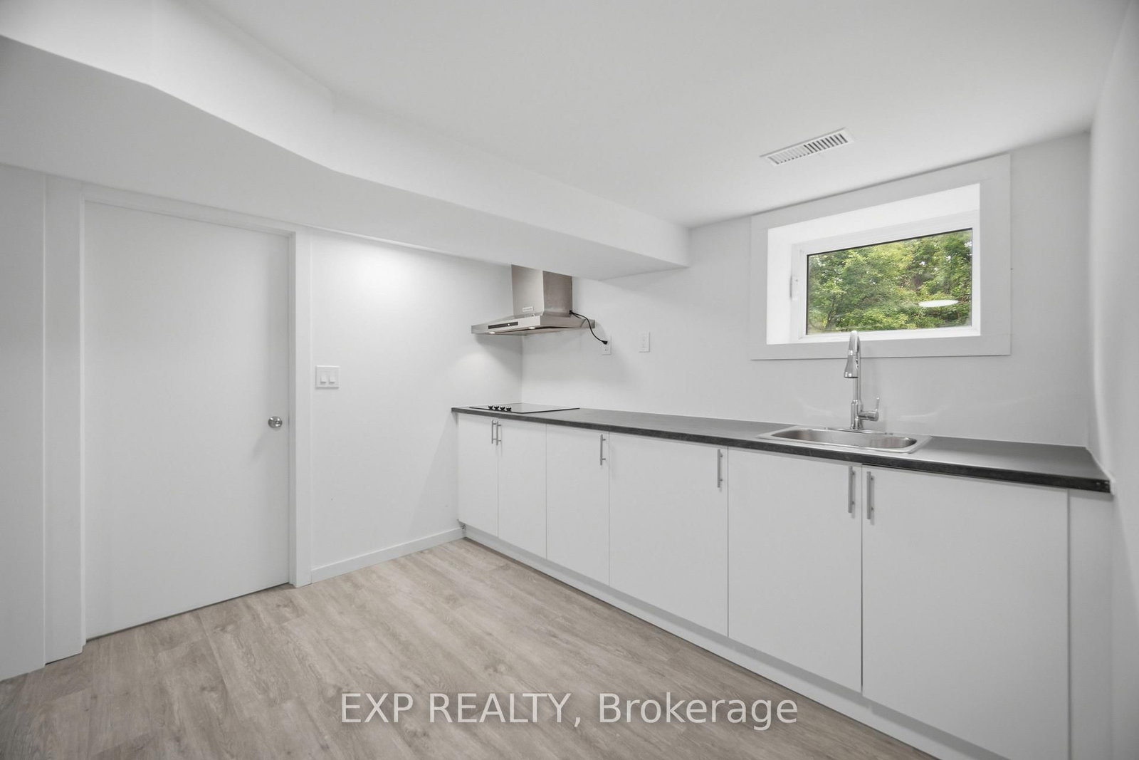 32 Maple Avenue E • Halton Hills, ON photo 23