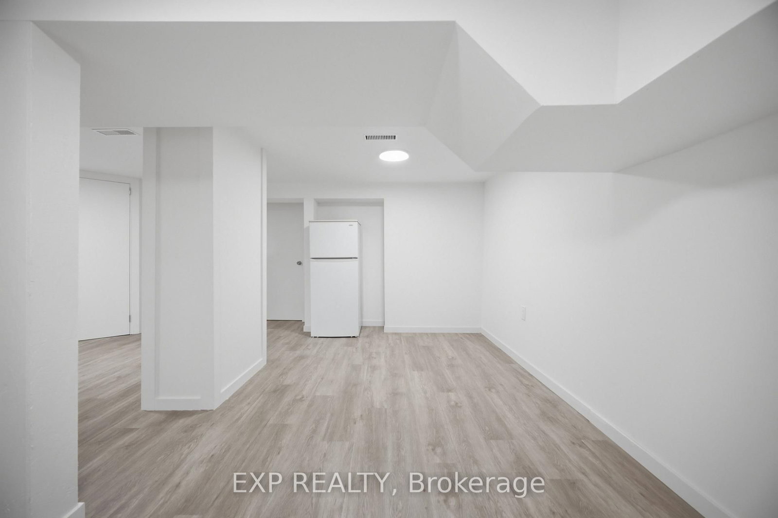 32 Maple Avenue E • Halton Hills, ON photo 28