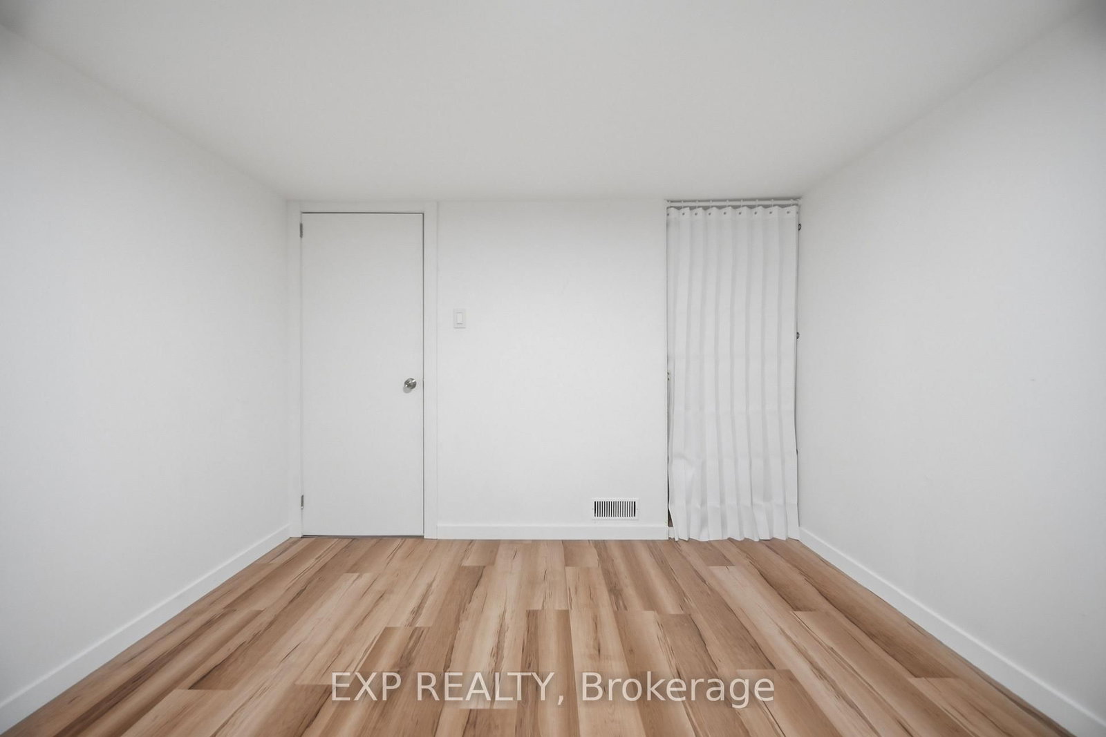 32 Maple Avenue E • Halton Hills, ON photo 33