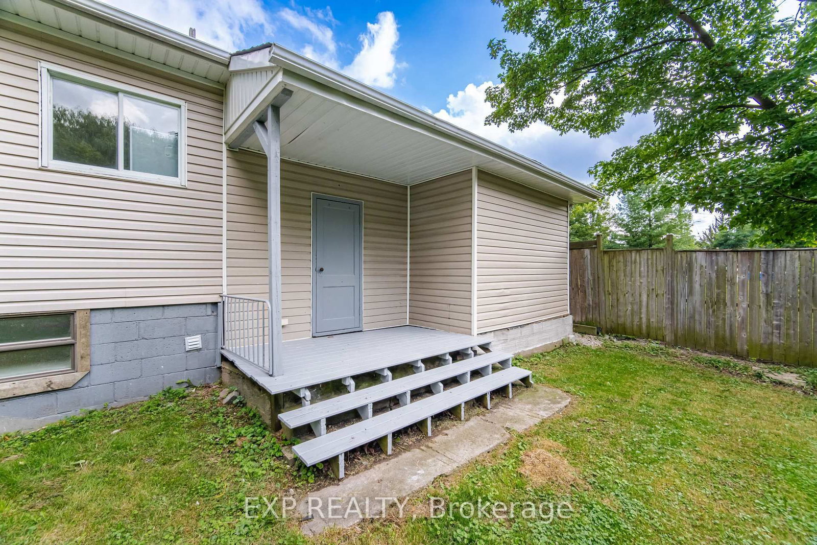 32 Maple Avenue E • Halton Hills, ON photo 37