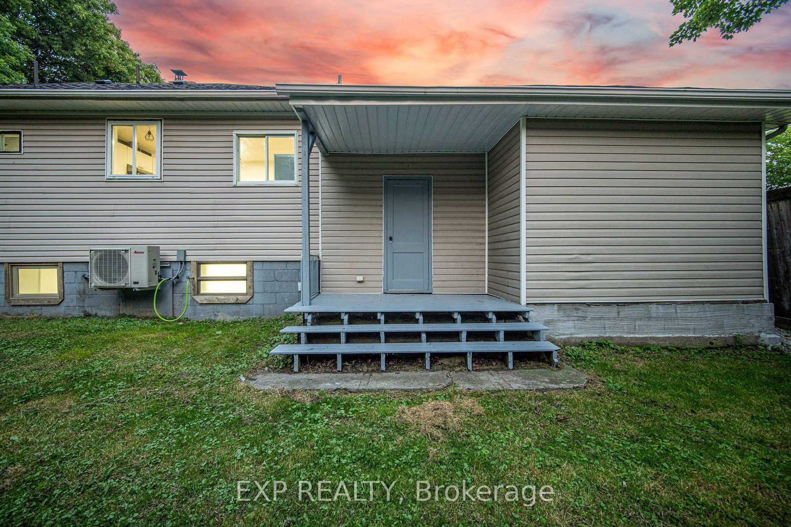 32 Maple Avenue E • Halton Hills, ON photo 40