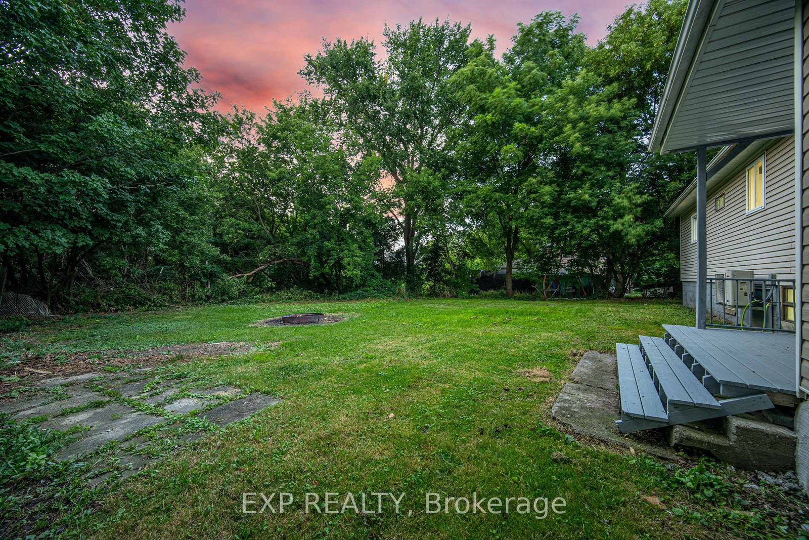 32 Maple Avenue E • Halton Hills, ON photo 41