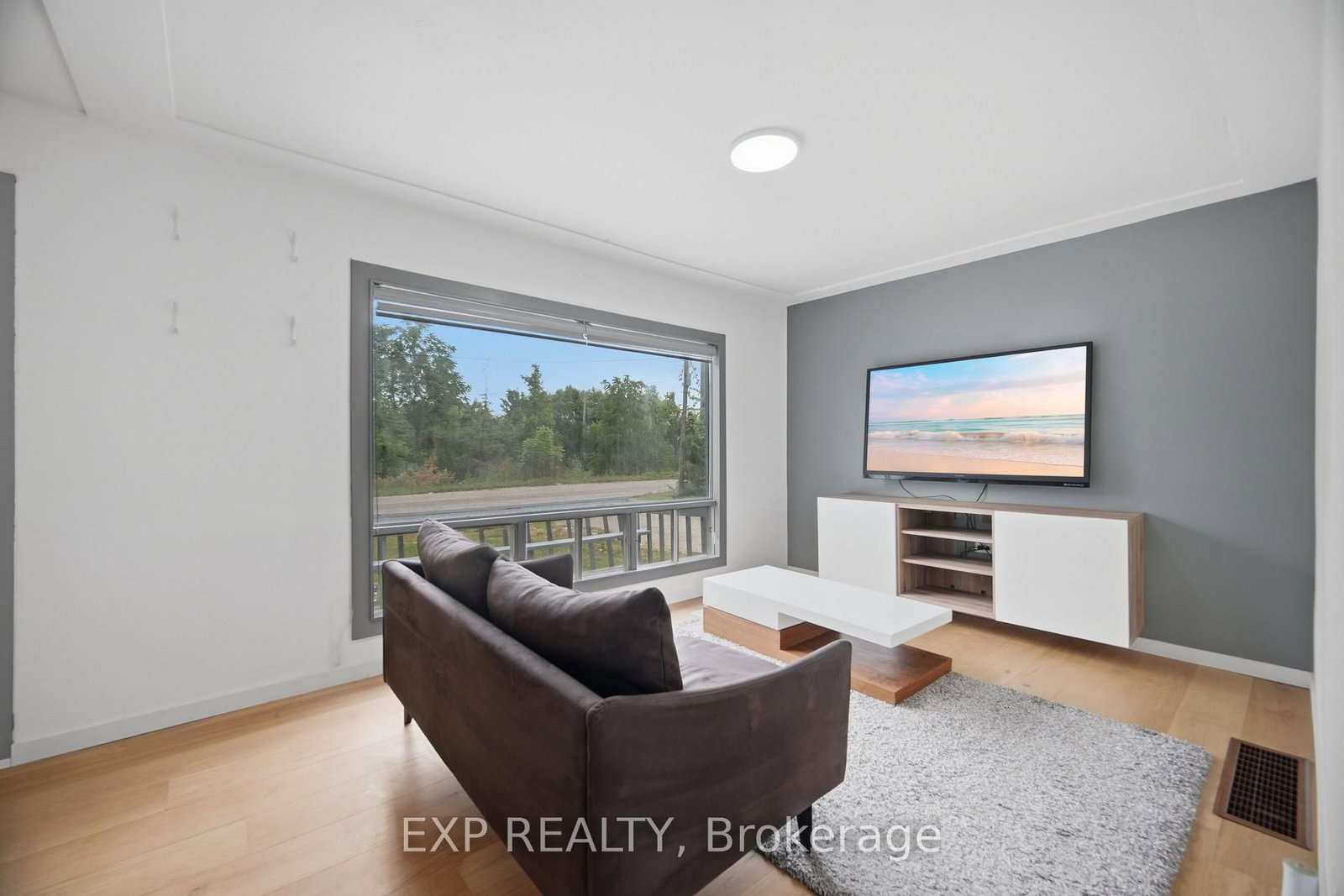 32 Maple Avenue E • Halton Hills, ON photo 9