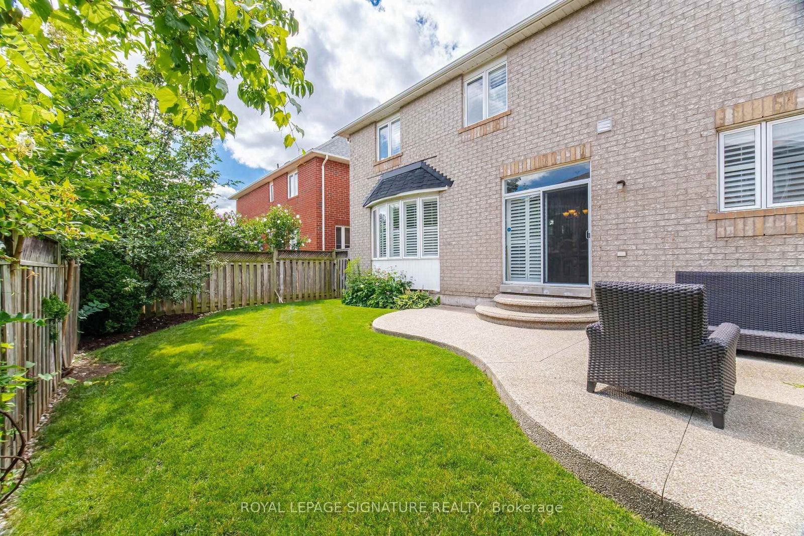 2215 Lapsley Crescent • Oakville, ON photo 24