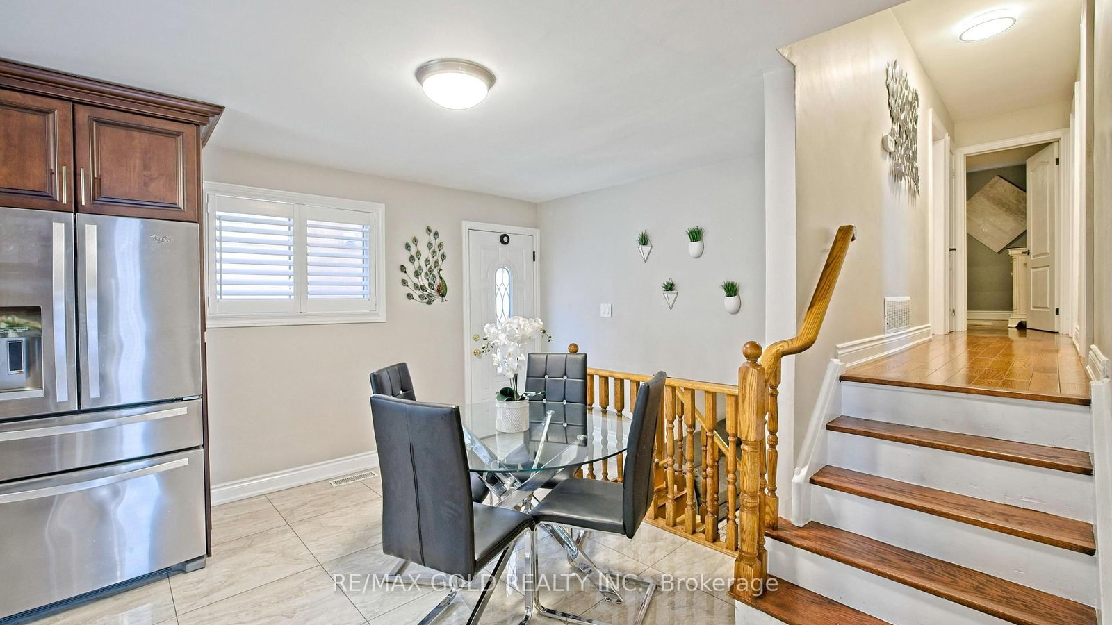 7428 Pickfair Drive • Mississauga, ON photo 18