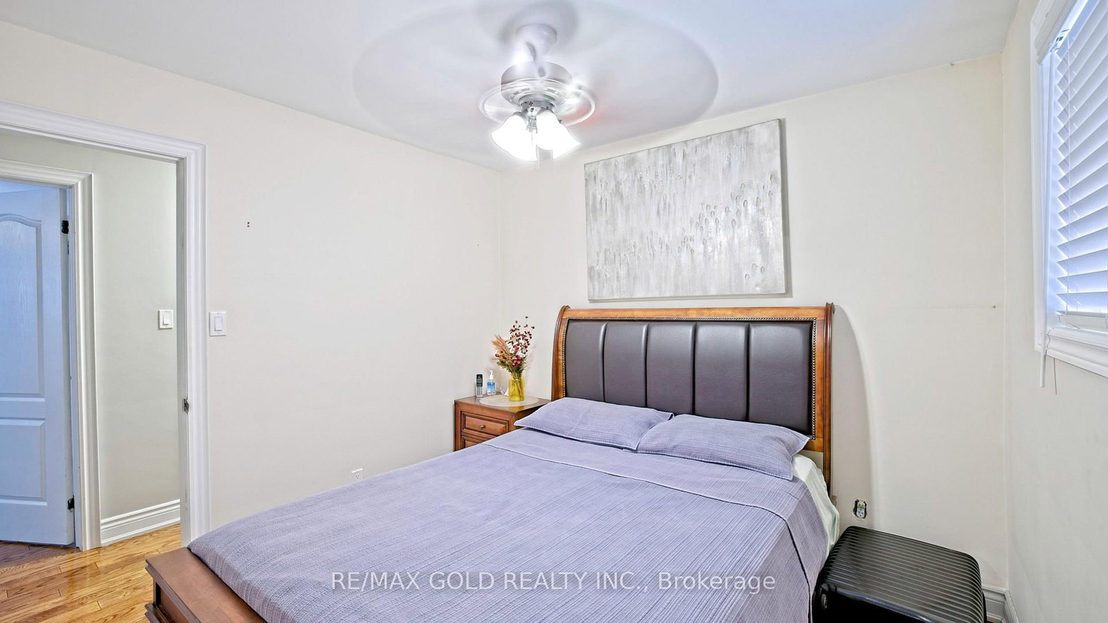 7428 Pickfair Drive • Mississauga, ON photo 25