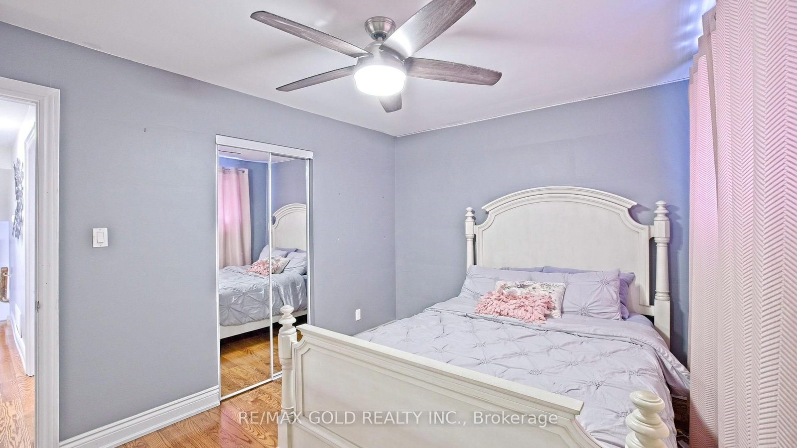 7428 Pickfair Drive • Mississauga, ON photo 27
