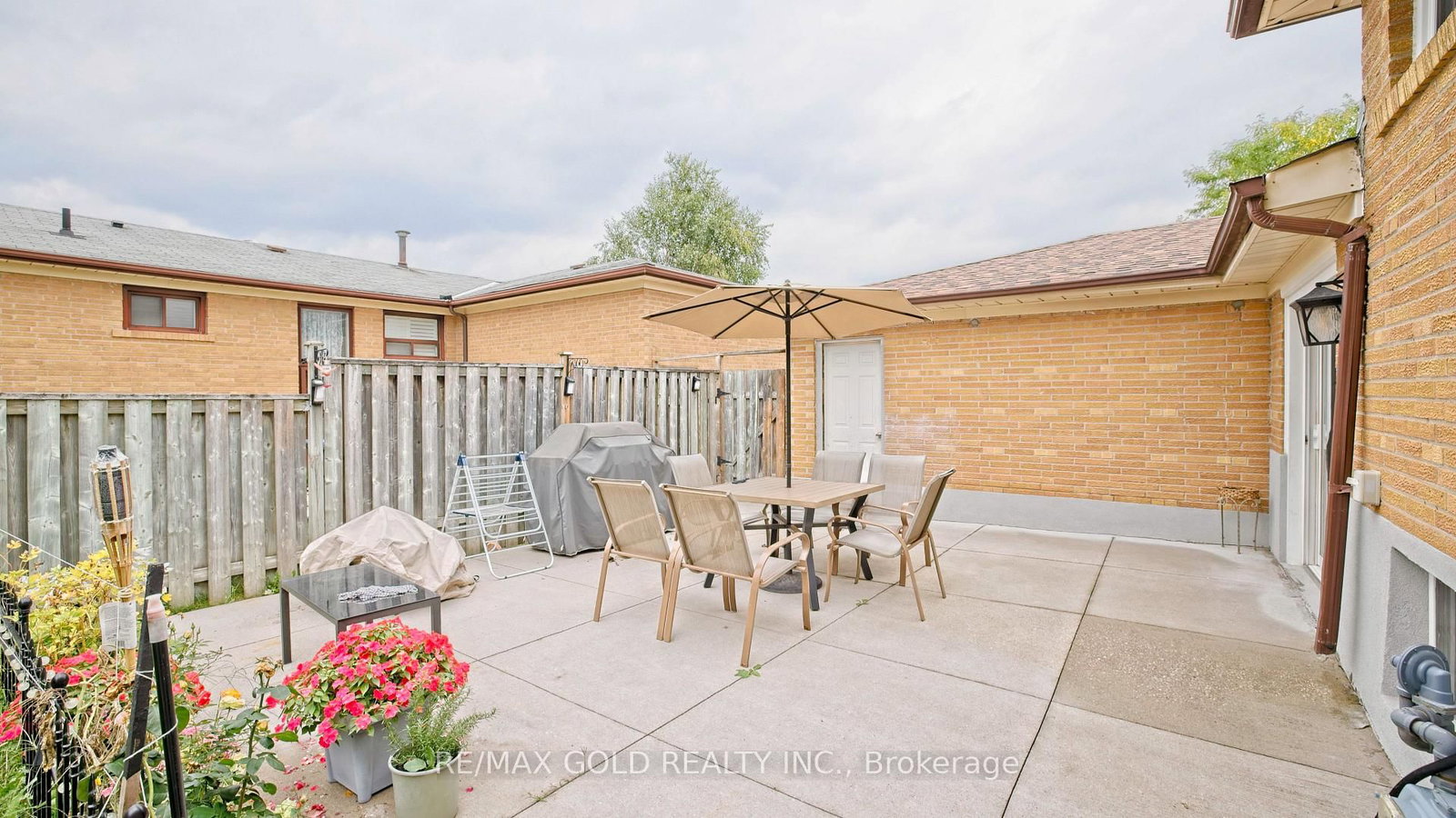 7428 Pickfair Drive • Mississauga, ON photo 41