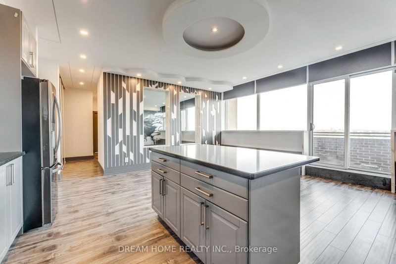 1010 - 2301 Derry Road W