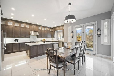 34 Burlwood Road • Brampton, ON photo 8