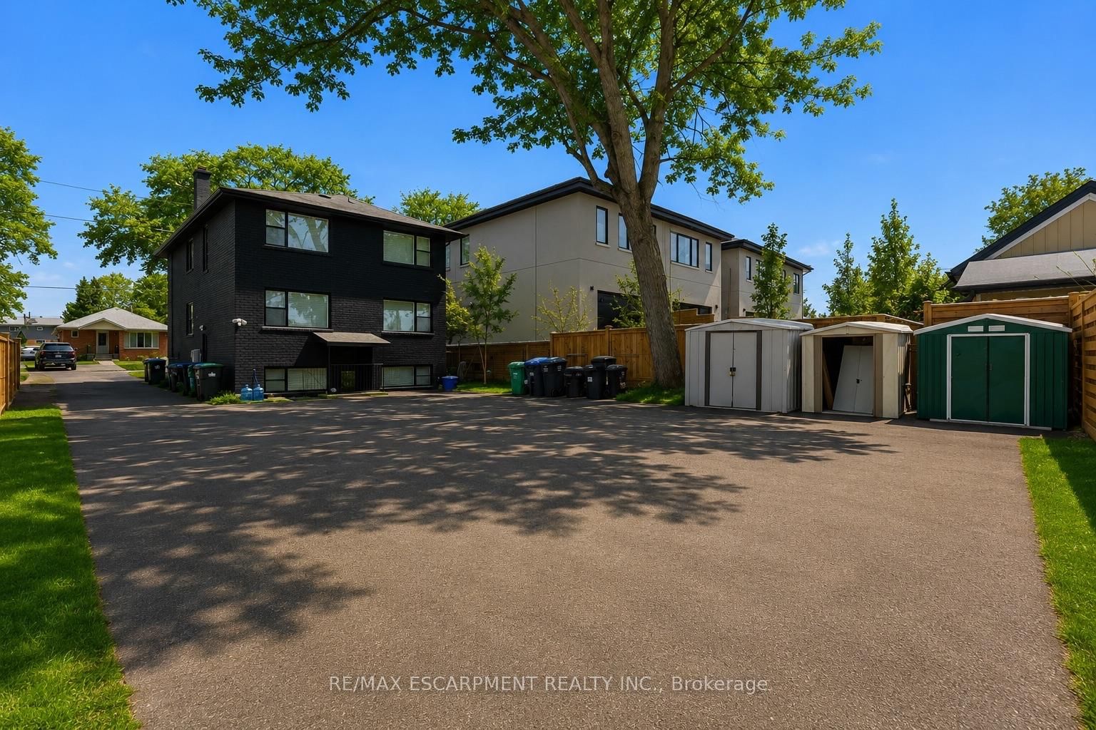 43 Broadview Avenue • Mississauga, ON photo 5