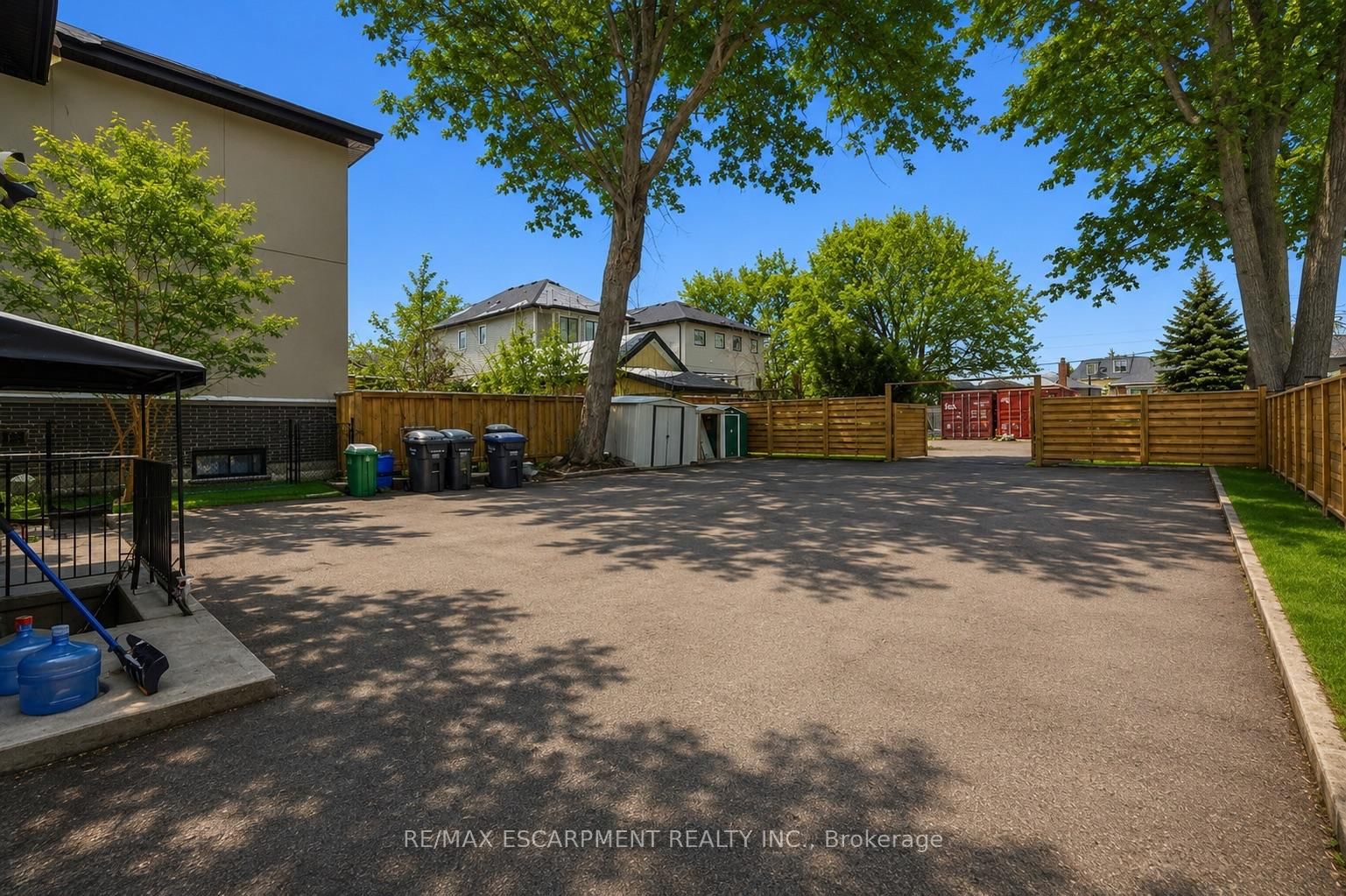 43 Broadview Avenue • Mississauga, ON photo 6